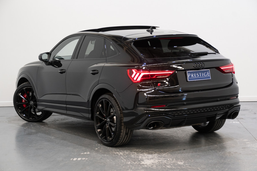 2021 Audi RS Q3 SUV Image 9