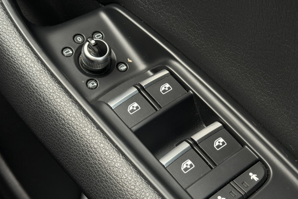 2018 MY19 Audi Q7 4M 45 TDI SUV Image 23