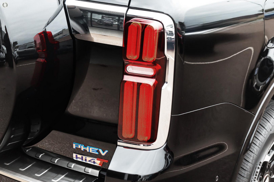 2026 GWM Tank 500 P03 Ultra Hi4-T PHEV SUV Image 4