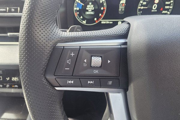 2024 Mitsubishi Outlander ZM Exceed SUV Image 21