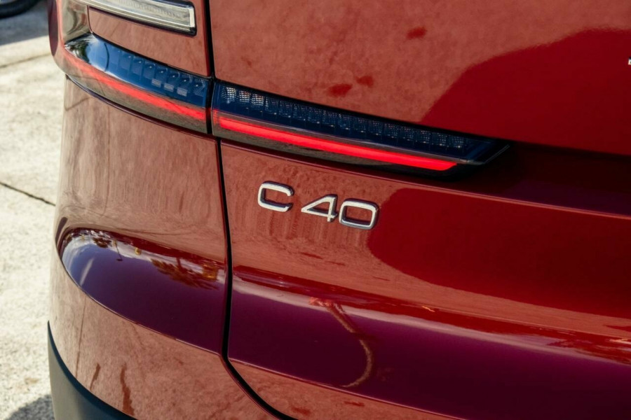 2023 Volvo C40 XK Recharge SUV Image 17