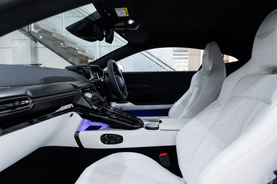 2024 Aston Martin Vantage  Coupe Image 25