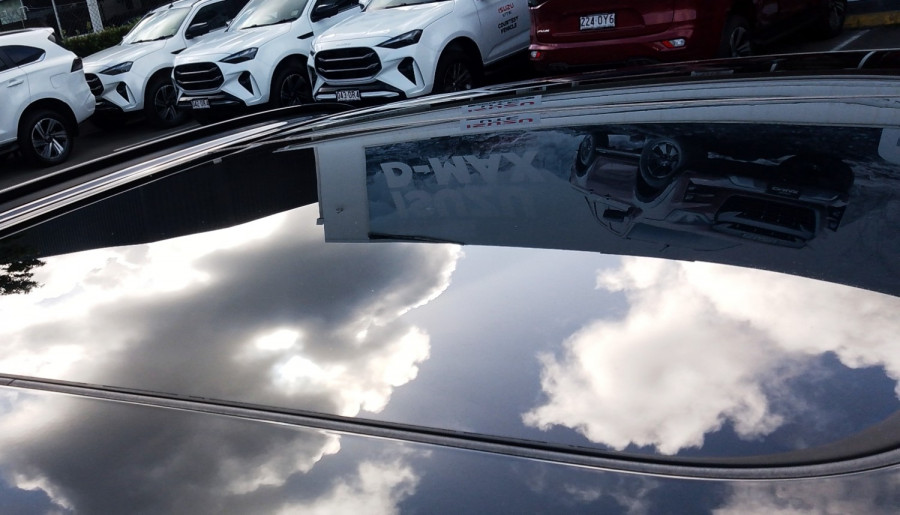 2021 MY22 Volvo XC60 UZ B6 R-Design SUV Image 23