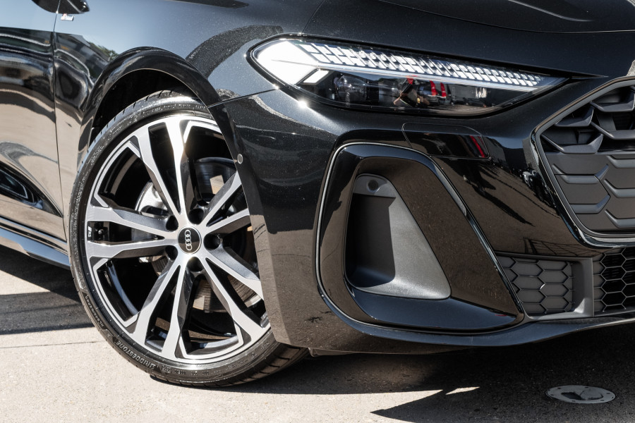 2025 Audi A5 B10 TFSI 200kW S line Sedan
