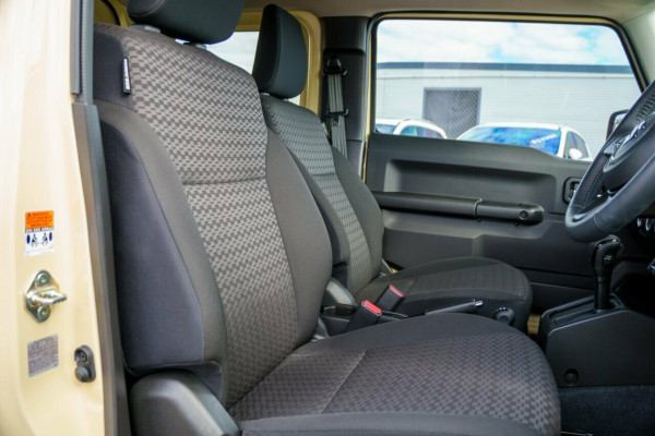 2024 Suzuki Jimny JB74 GLX Coupe Image 10