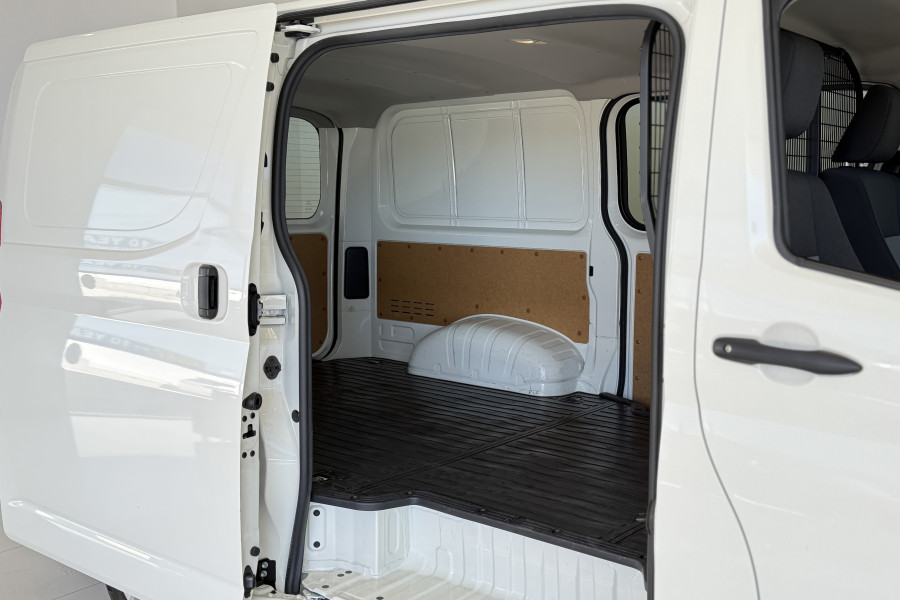 2019 Toyota HiAce Commuter GL Commuter GL Van Image 10