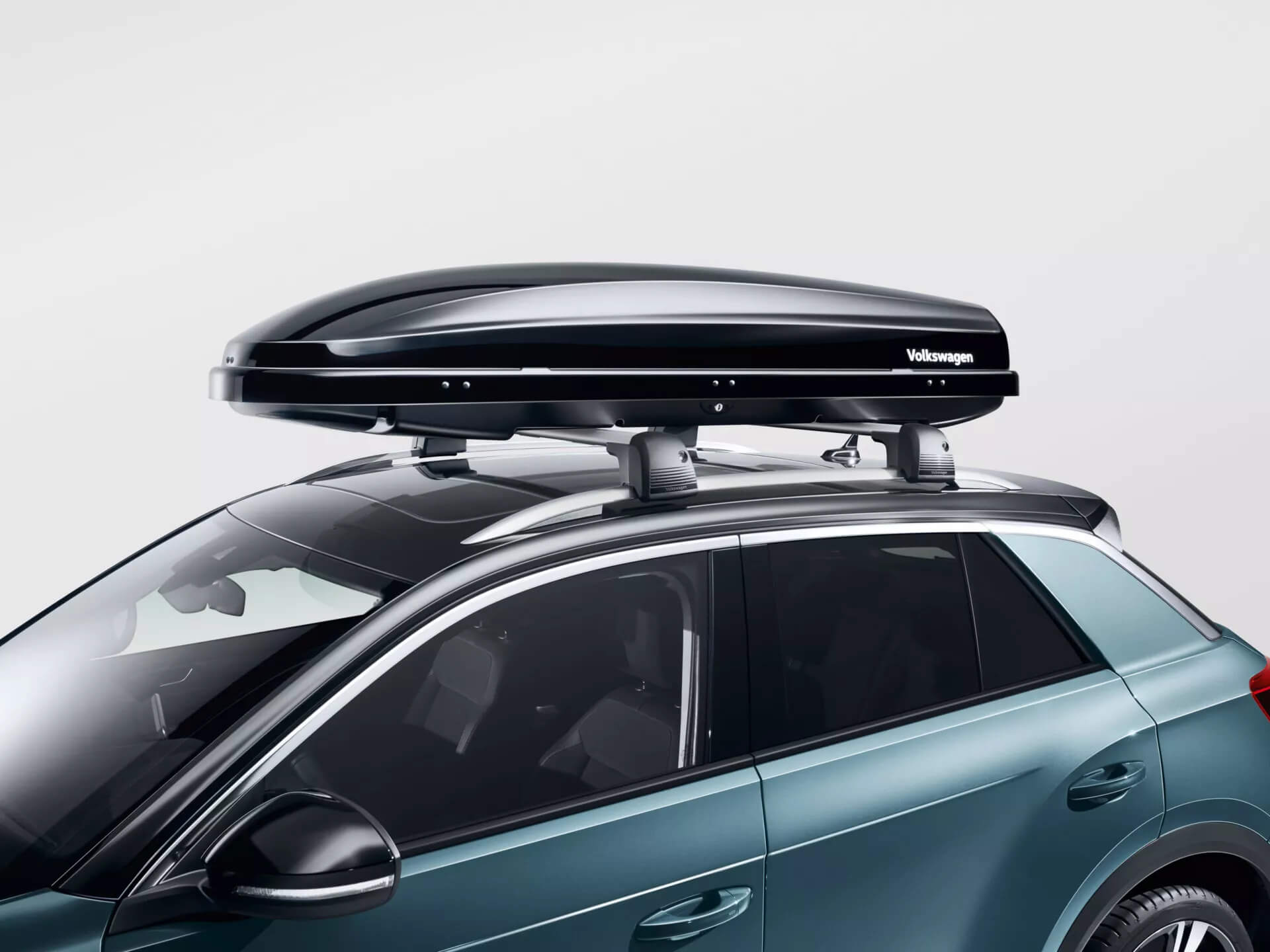 Premium roof box