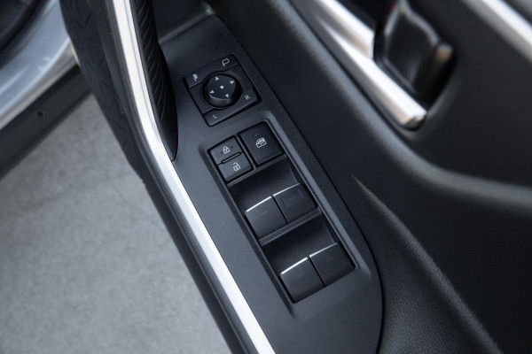 2025 Toyota RAV4 AXAH52R GXL SUV Image 18