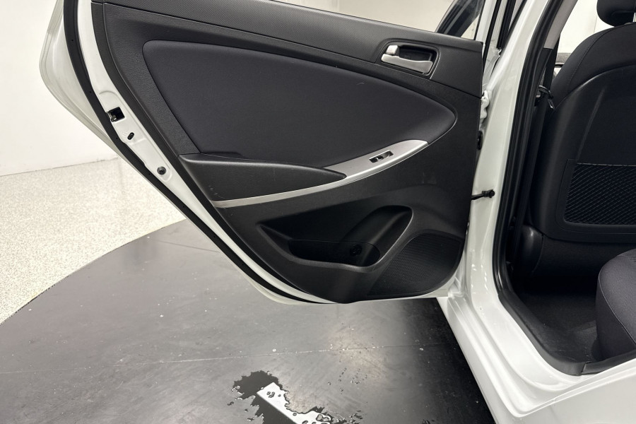 2018 MY19 Hyundai Accent RB6 Sport Hatch Image 14
