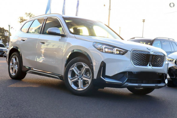 BMW iX1 eDrive20 xLine U11