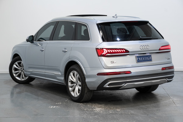 2022 Audi Q7 4M 45 TDI SUV Image 9
