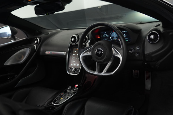 2021 McLaren GT Coupe Image 28