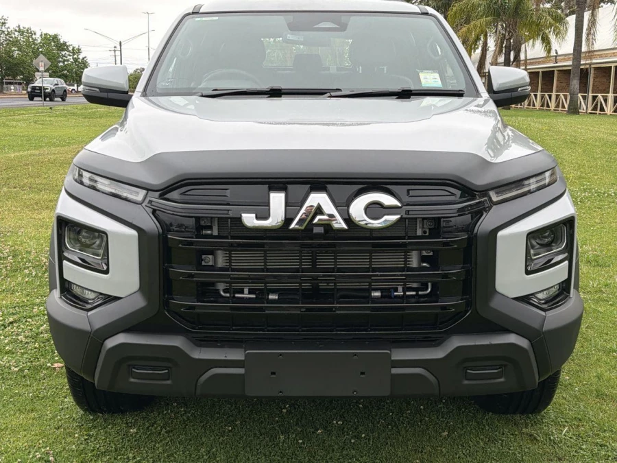 2026 JAC Hunter  Pro Ute Image 2