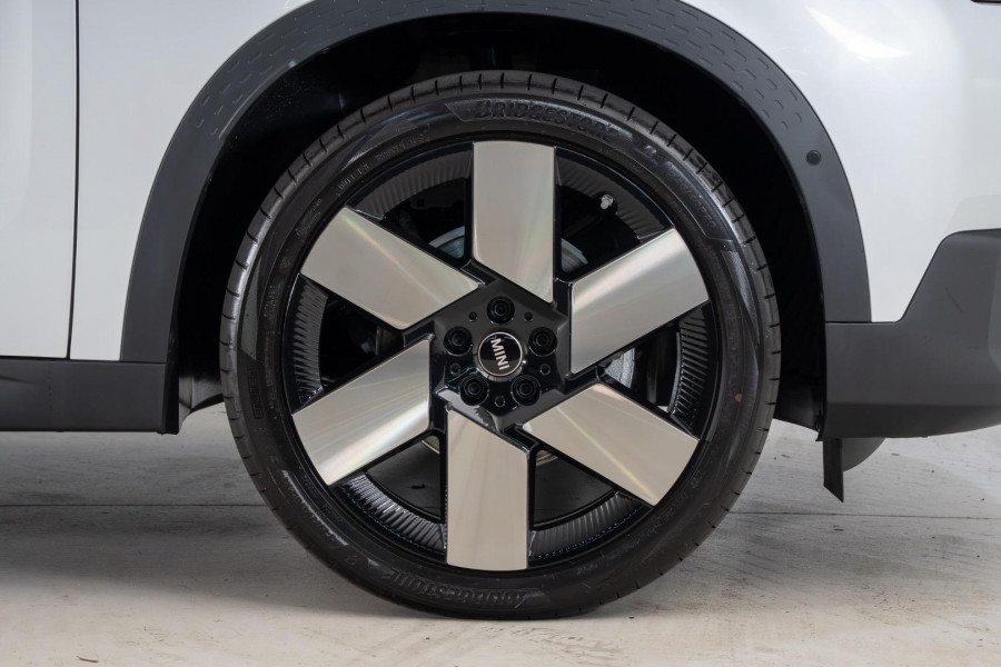 2026 MY25 MINI Countryman U25 S Favoured SUV