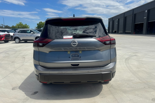 2026 Nissan X-Trail T33 ST-L SUV Image 6