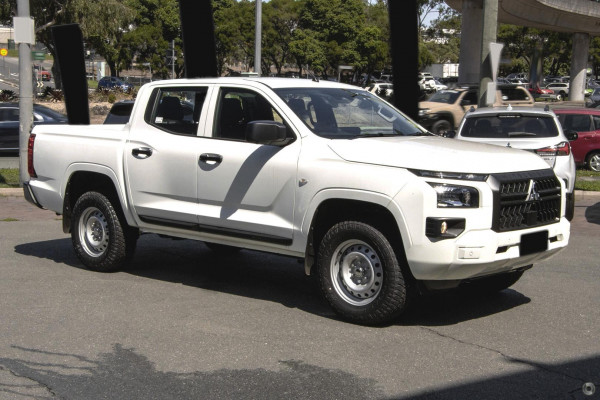 2024 Mitsubishi Triton MV GLX Ute Image 5