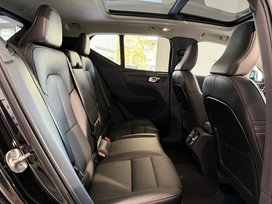 2025 MY26 Volvo XC40 XZ Plus B4 SUV Image 19