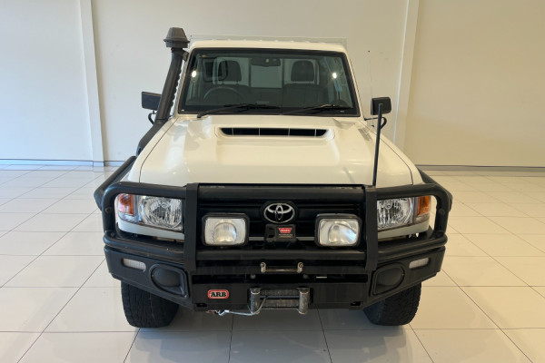 2017 Toyota LandCruiser VDJ79R WorkMate Cab Chassis Image 3