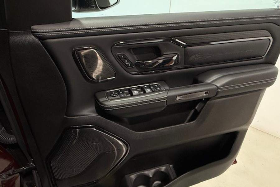 2024 Ram 1500 DT Limited RamBox Ute Image 17