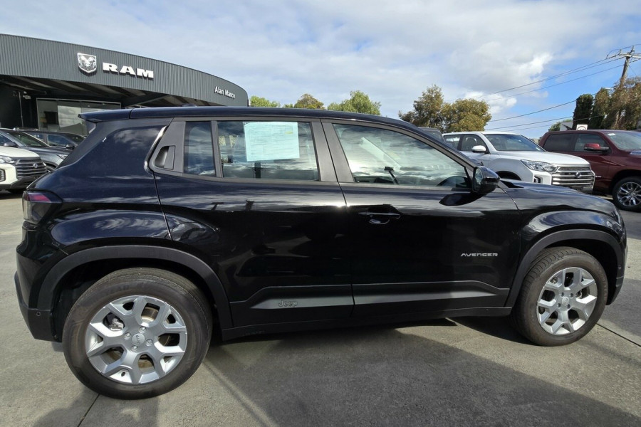 2024 Jeep Avenger JJ Limited SUV Image 18