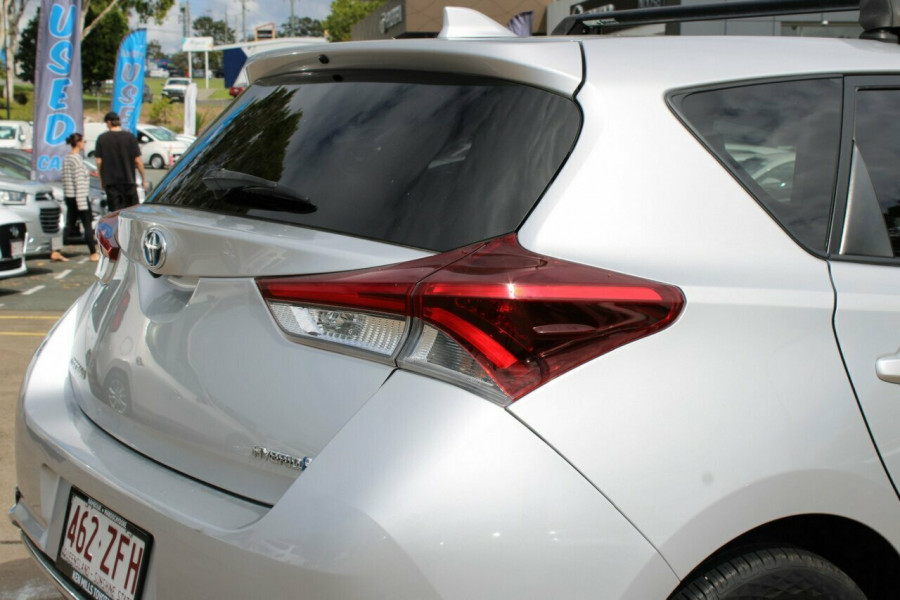 2016 Toyota Corolla ZWE186R Hybrid Hatch Image 5