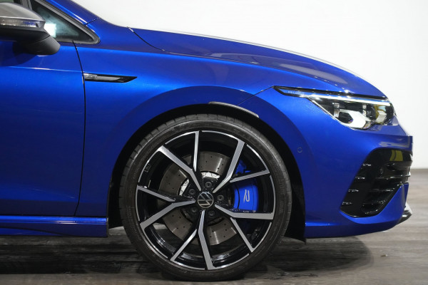 2025 Volkswagen Golf 7 R Hatch Image 5