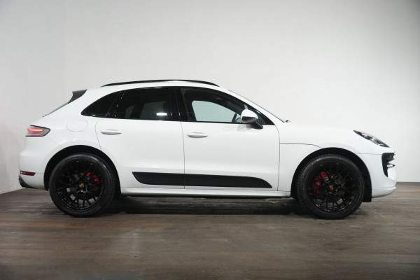 2021 Porsche Macan GTS SUV Image 4