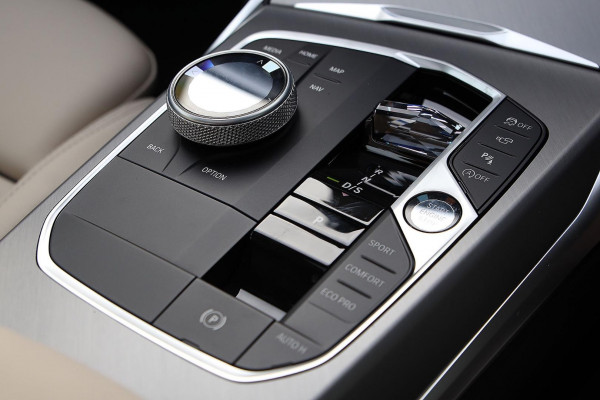 2025 BMW 3 Series G20 LCI II 330i M Sport Sedan