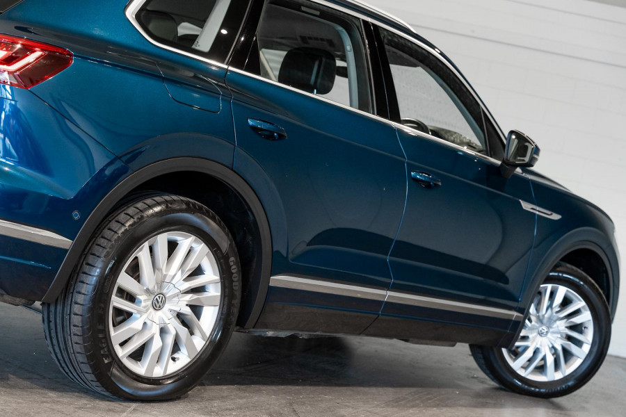 2019 Volkswagen Touareg CR 190TDI Launch Edition SUV Image 7