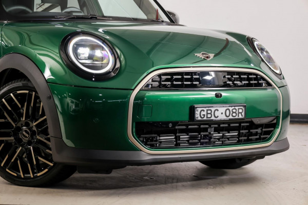 2025 MINI Cooper F65 C Favoured Hatch image 2