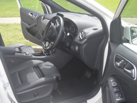 2017 MY58 Mercedes-Benz B-class W2 B180 Hatchback