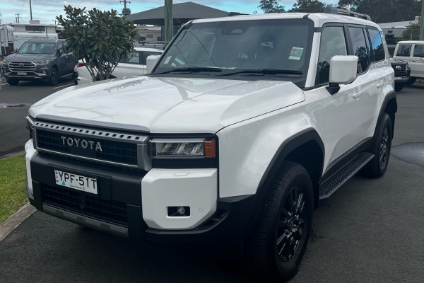 2024 Toyota LandCruiser Prado GDJ251R GXL SUV Image 2