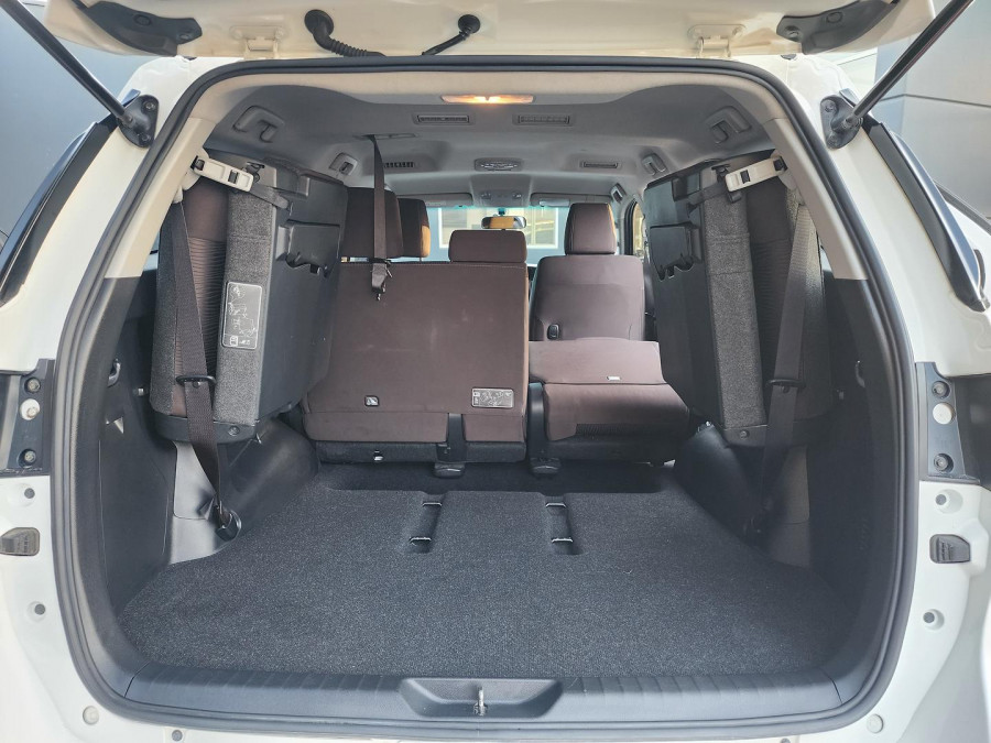 2017 Toyota Fortuner GUN156R GX SUV Image 20