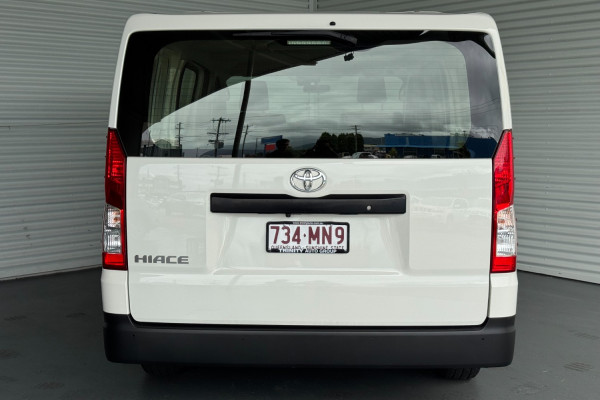 2021 Toyota HiAce GDH300R  Crew Van Image 5