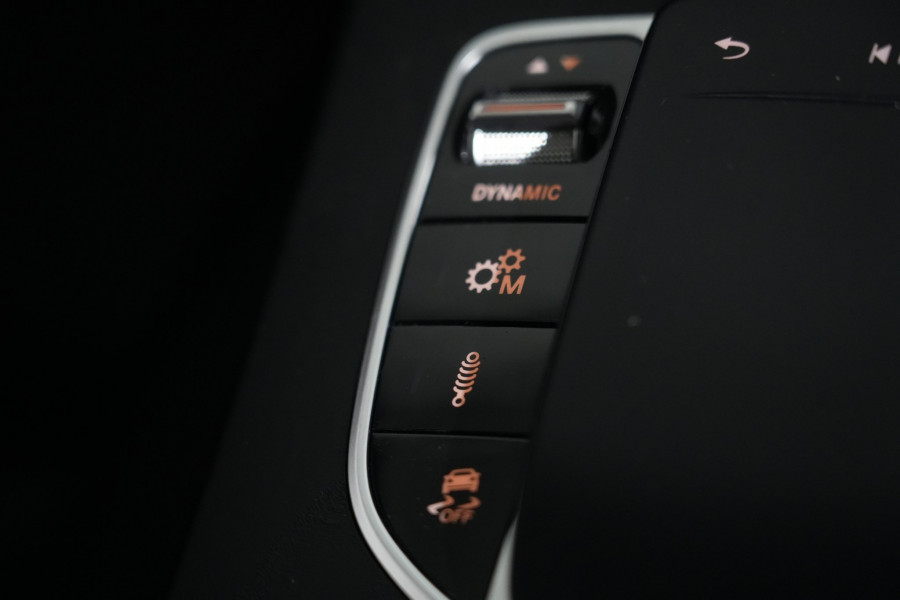 2020 Mercedes-Benz GLC-Class GLC43 AMG SUV Image 18