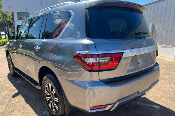 2024 Nissan Patrol Y62 Series 5 Ti-L SUV Image 5