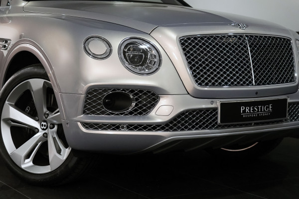 2017 Bentley Bentayga W12 SUV Image 18