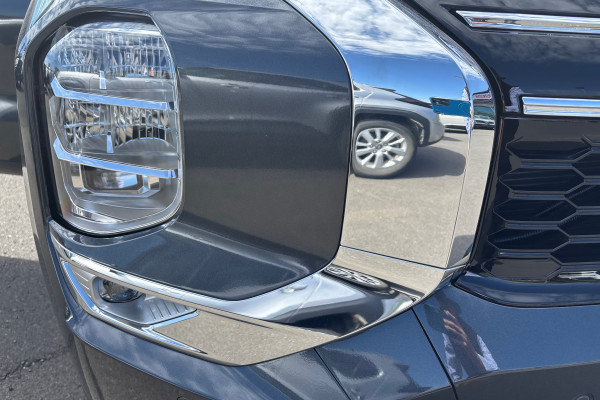 2025 Mitsubishi Outlander ZM Aspire SUV Image 14