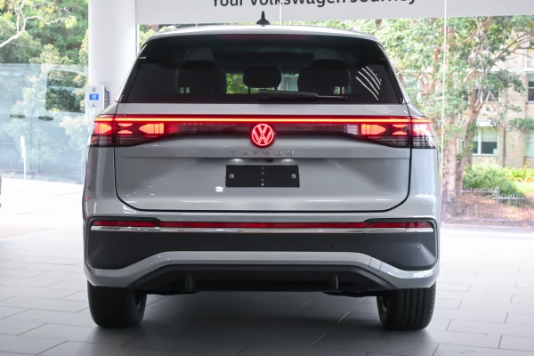 2025 Volkswagen Tayron R4 150TSI Elegance SUV Image 5