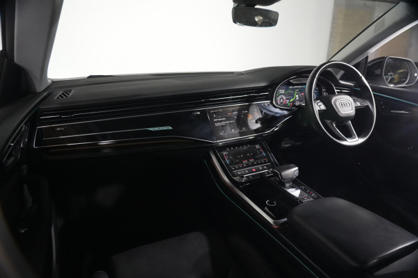 2019 Audi Q8 F1 55 TFSI SUV Image 14