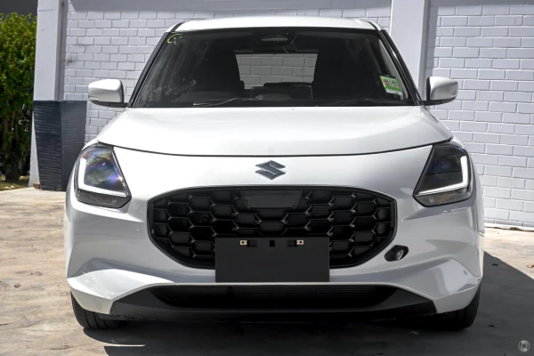 2026 Suzuki Swift UZ Hybrid GLX Hatch Image 2