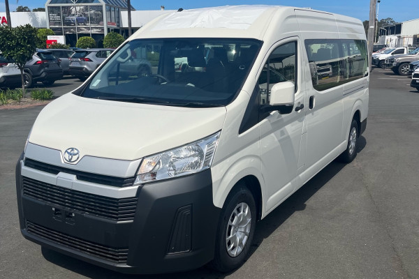 2025 Toyota HiAce GDH322R Commuter Bus Image 4