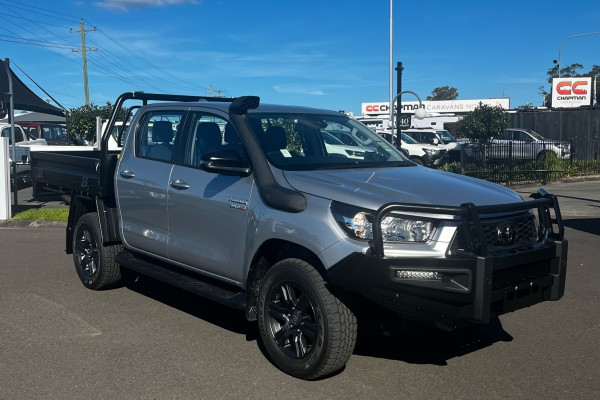 2025 MY24 Toyota HiLux GUN126R SR 48V Cab Chassis