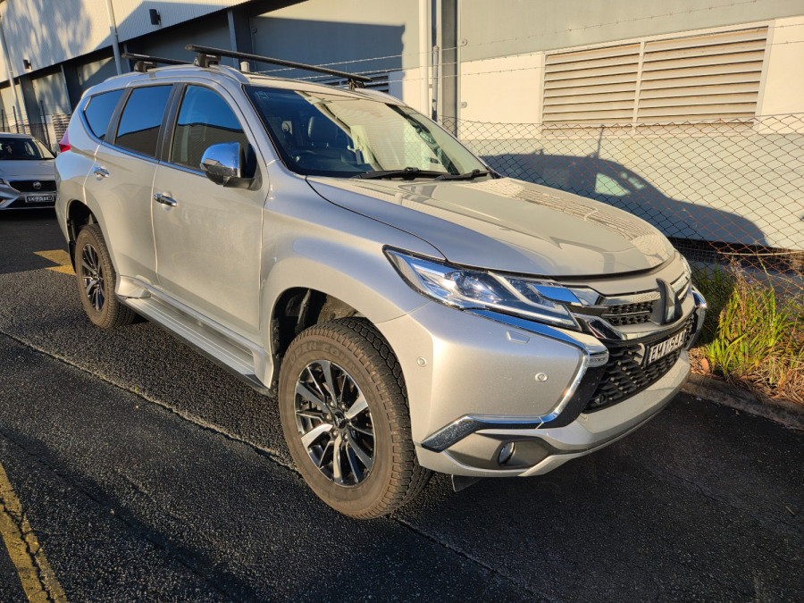 2019 Mitsubishi Pajero Sport QE Exceed SUV Image 1