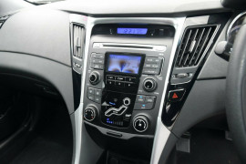 2010 Hyundai i45 YF Elite Sedan