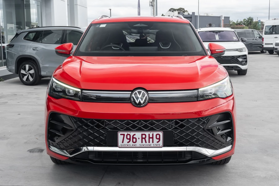 2025 Volkswagen Tiguan CT 150TSI R-Line SUV Image 4