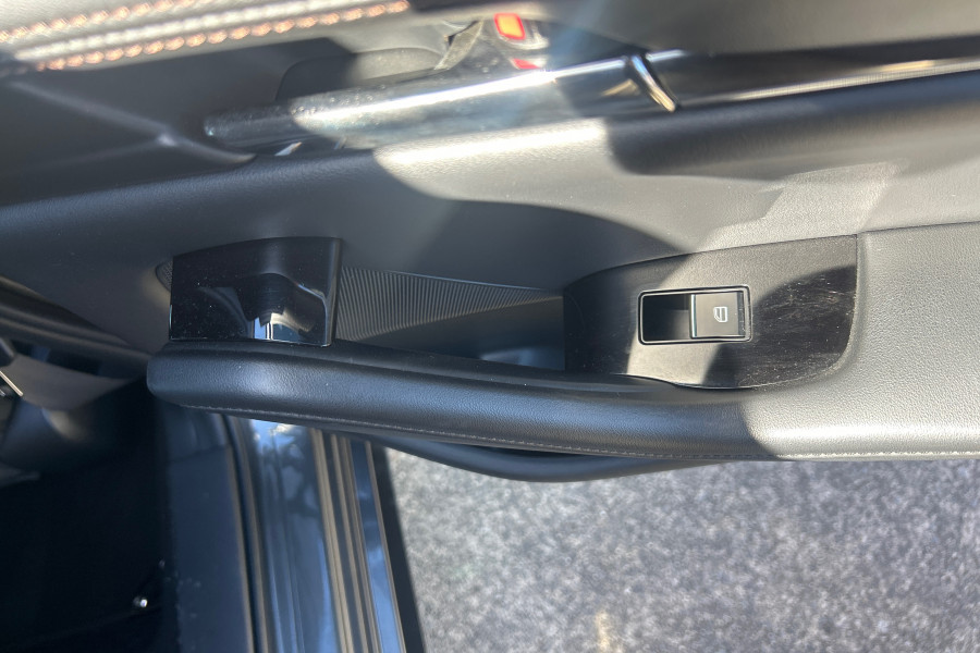 2021 Mazda 3 BP Series G25 Astina Hatch Image 34