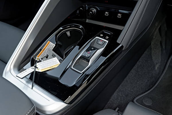 2025 MY26 Audi Q5 GU TFSI 200kW sport SUV image 14