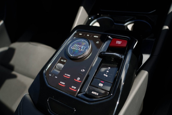 2025 BMW M5 Touring SUV Image 14