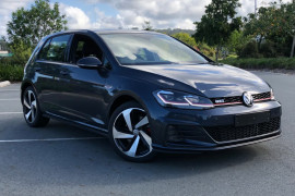 Volkswagen Golf GTi 7.5